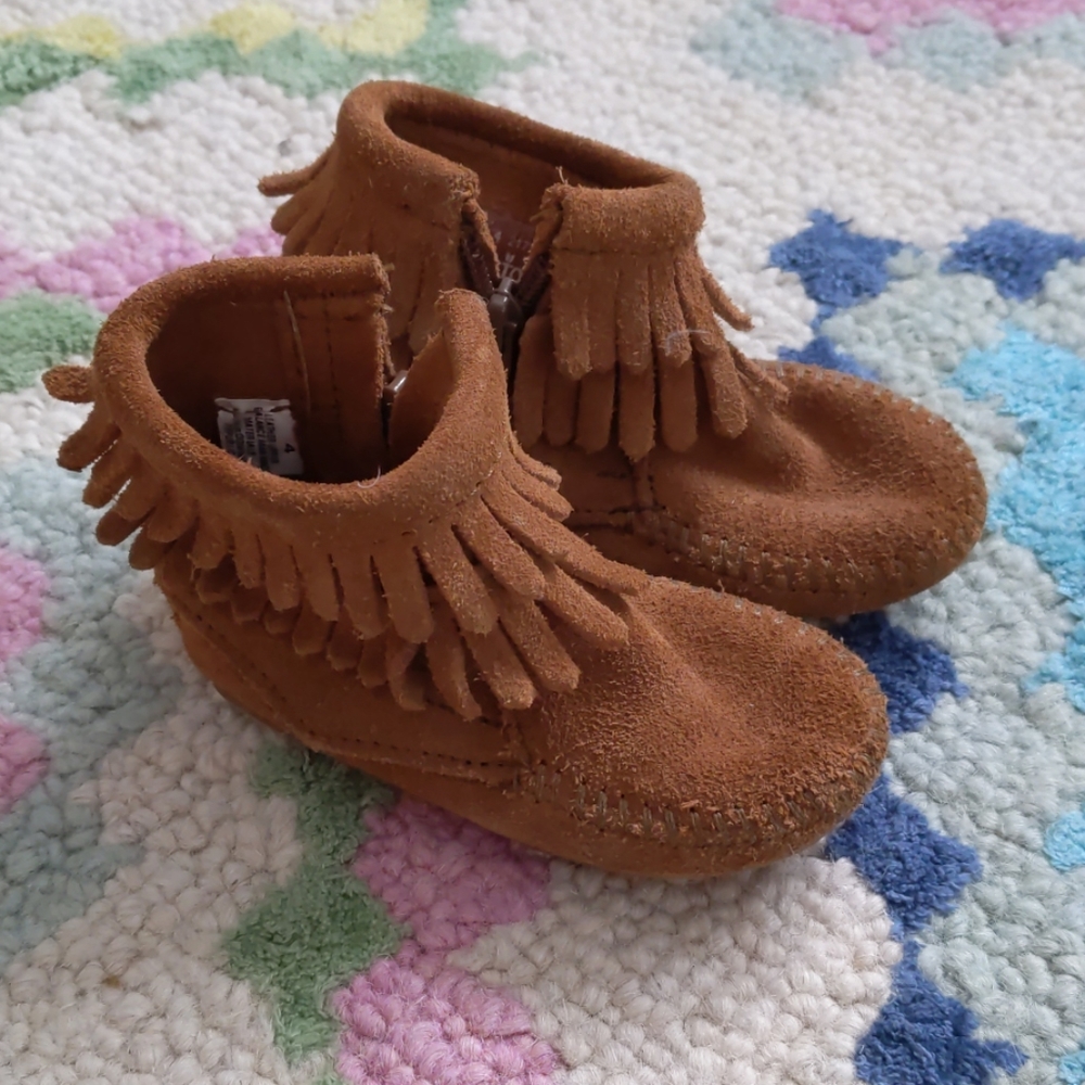 Minnetonka Toddler Moccasin Booties